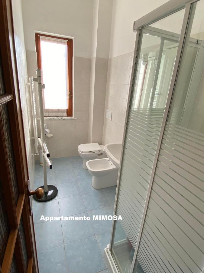 I Fiori Di Pietra Aparthotel Pietra Ligure Bagian luar foto